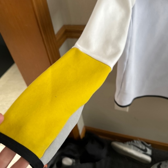 Nike Tech Youth XL - Picture 3 of 3